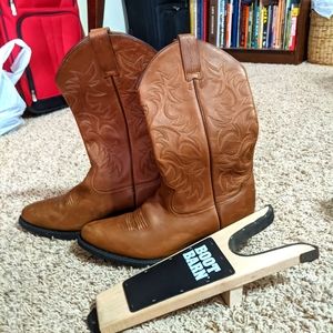 Ariat boots size 9.5D Men's